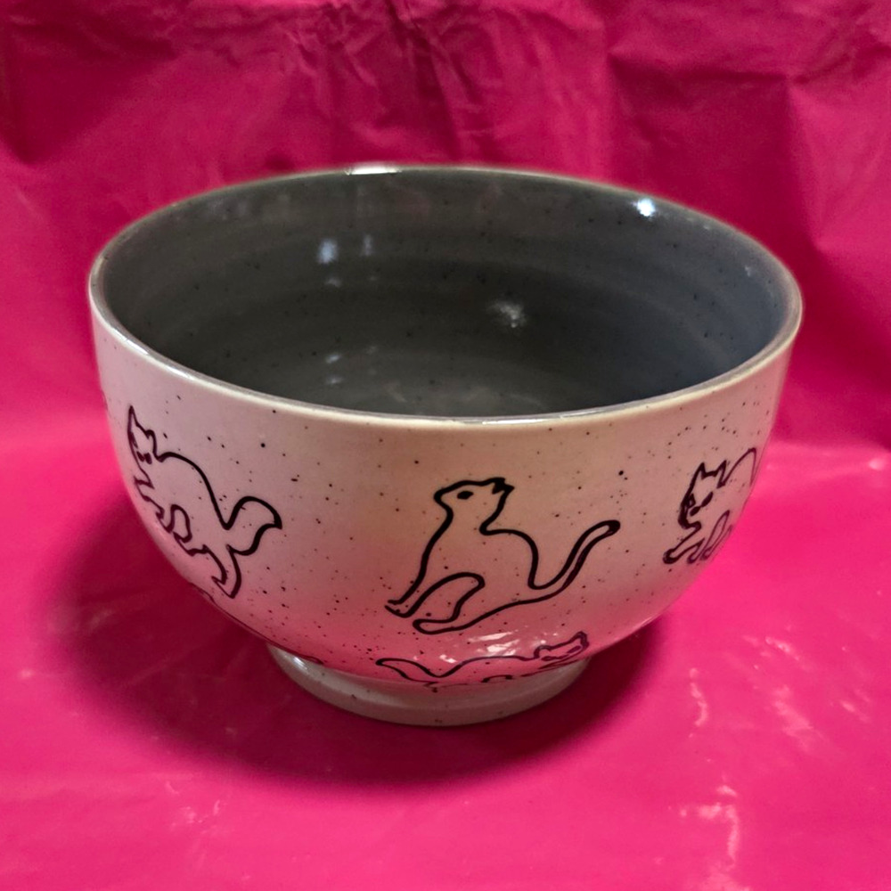 Meritage Cat Pattern rice/Ramen Ceramic Bowl Gray White Black 5"
